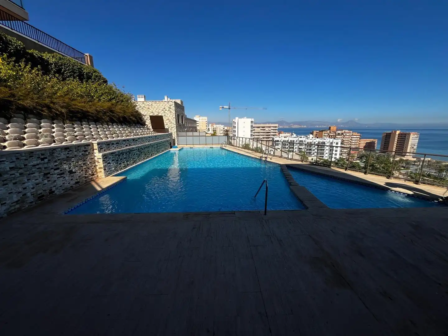 Schwimmbecken von Wohnungen zur Miete in Elche / Elx mit Klimaanlage, Heizung und Terrasse
