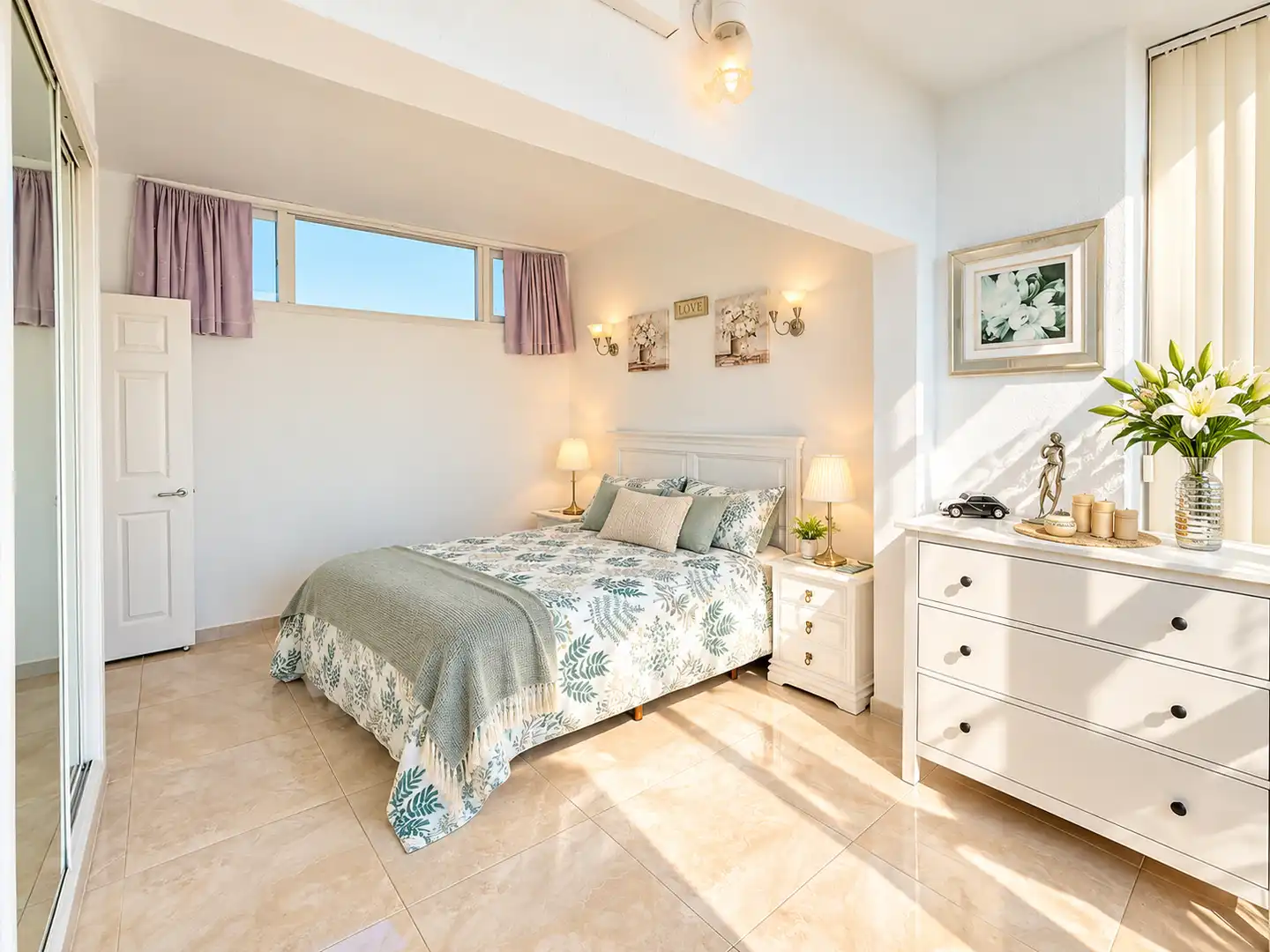 Schlafzimmer von Dachboden zum Verkauf in Parque de la Paloma