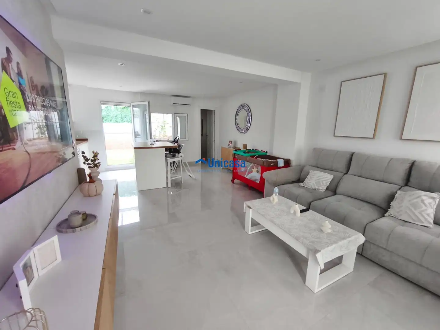 Sala de estar de Casa adosada en venta en Málaga