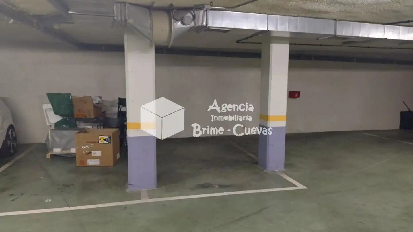 Parkplatz von Garage zum Verkauf in Laviana
