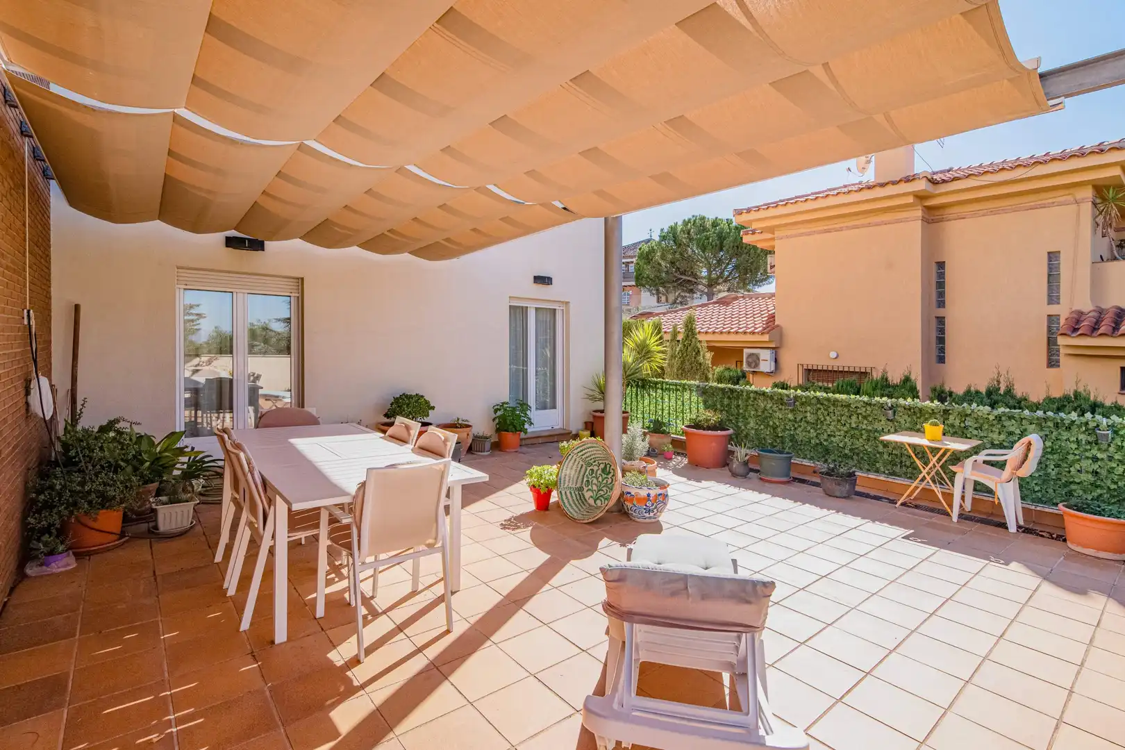 Terrassa de Casa o xalet en venda en La Zubia amb Calefacció i Jardí privat