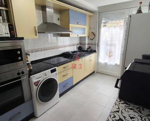 Kitchen of House or chalet for sale in Chozas de Abajo  with Heating and Furnished