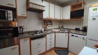 Cuina de Pis en venda en Mataró amb Aire condicionat, Calefacció i Terrassa