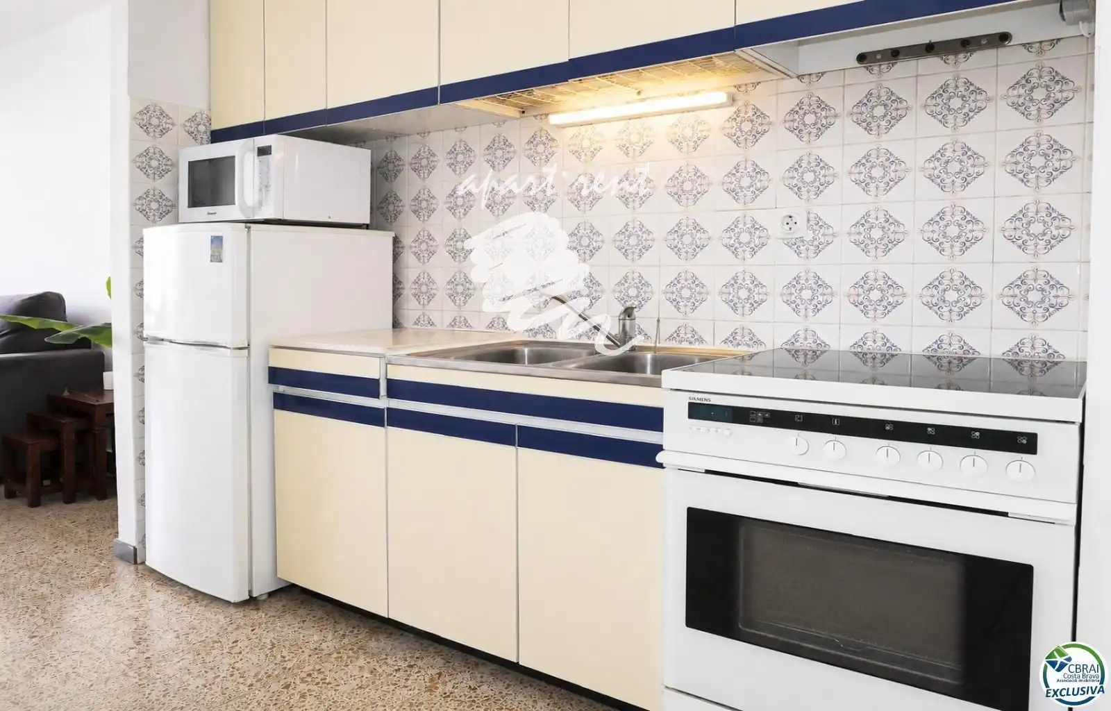 Cuina de Pis en venda en Empuriabrava amb Aire condicionat, Terrassa i Moblat