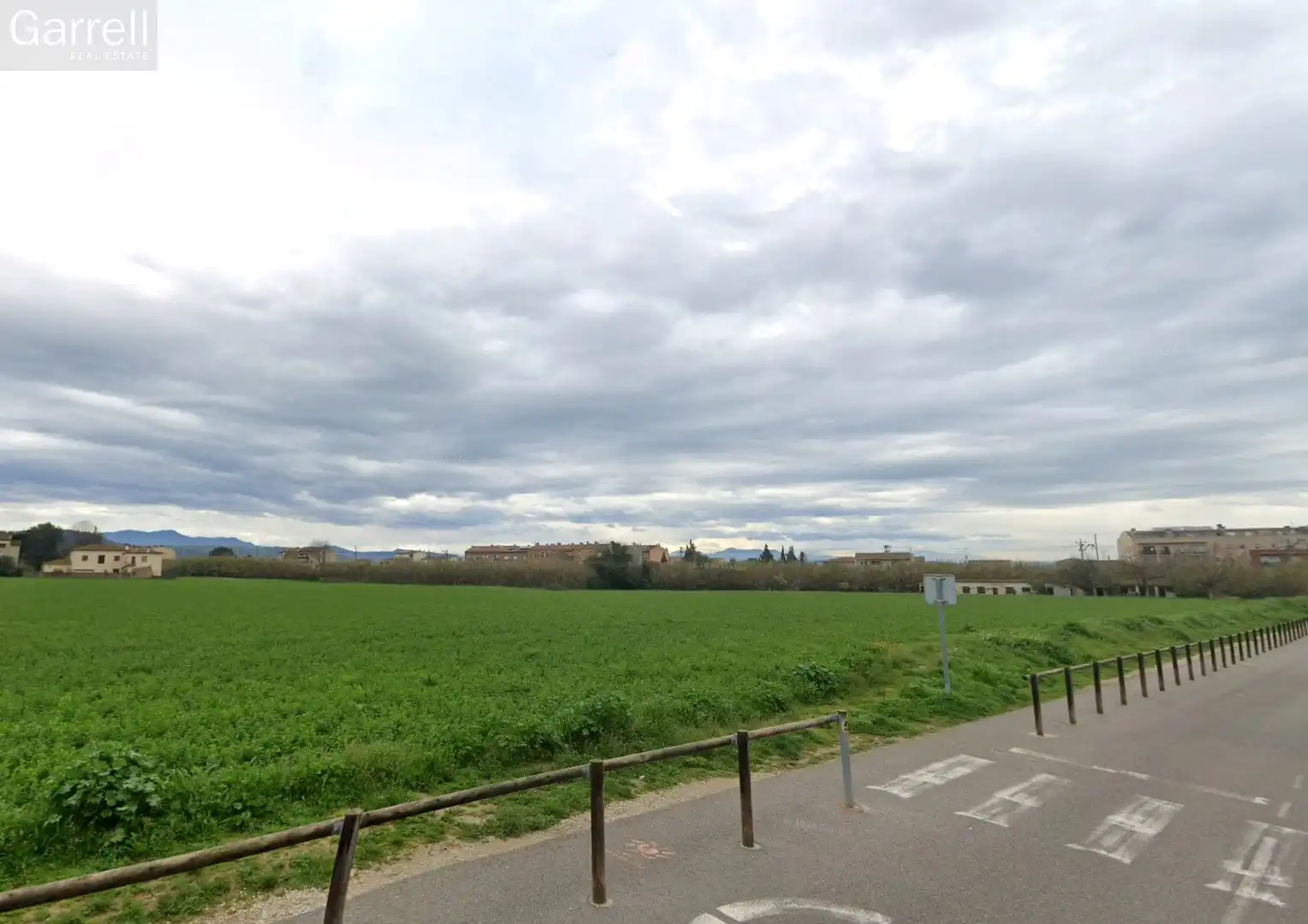 Terreni e lotti in vendita a CL ISIDRE ROSSELL I GIMBERN. Suelo
 CELRA [GIRONA]