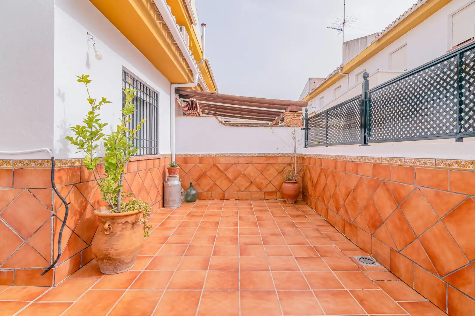 Terrassa de Casa adosada en venda en Monachil amb Aire condicionat i Calefacció