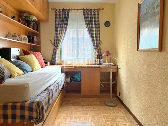 Piso en venta en de los Olivos, Puerta del Ángel