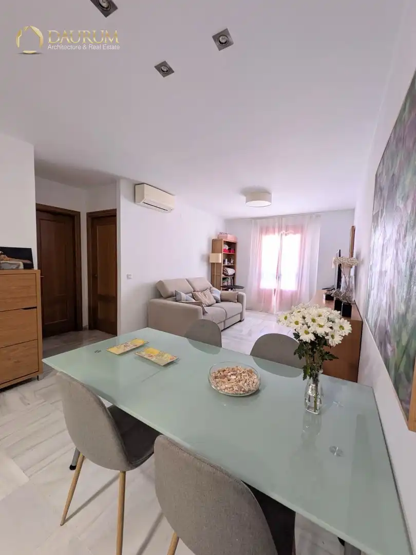 Sala de estar de Piso en venta en Teatinos - Universidad