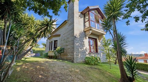 UNA JOYA EN PIEDRA GALLEGA EN EL CORAZÓN DE LAS RÍAS BAIXAS. 407 m2 construidos  Parcela 1.626 m2  Dormitorios 4  Baños 3, imatge 2