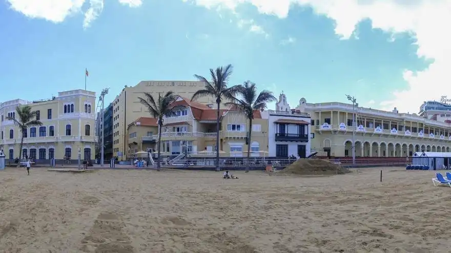 Vista exterior de Piso de alquiler en Las Palmas de Gran Canaria con Aire acondicionado