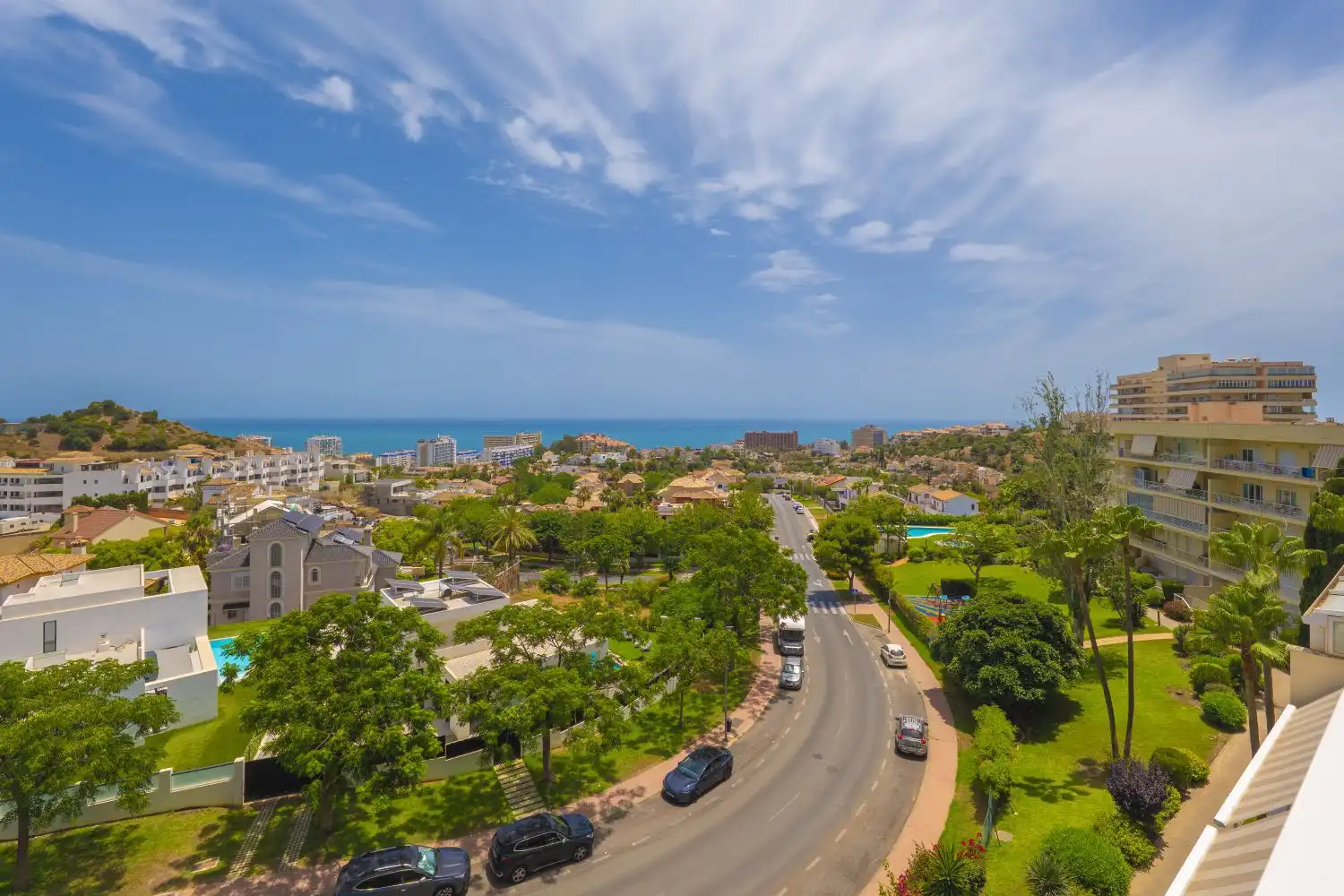 Vista exterior de Dúplex en venda en Benalmádena amb Aire condicionat, Calefacció i Terrassa