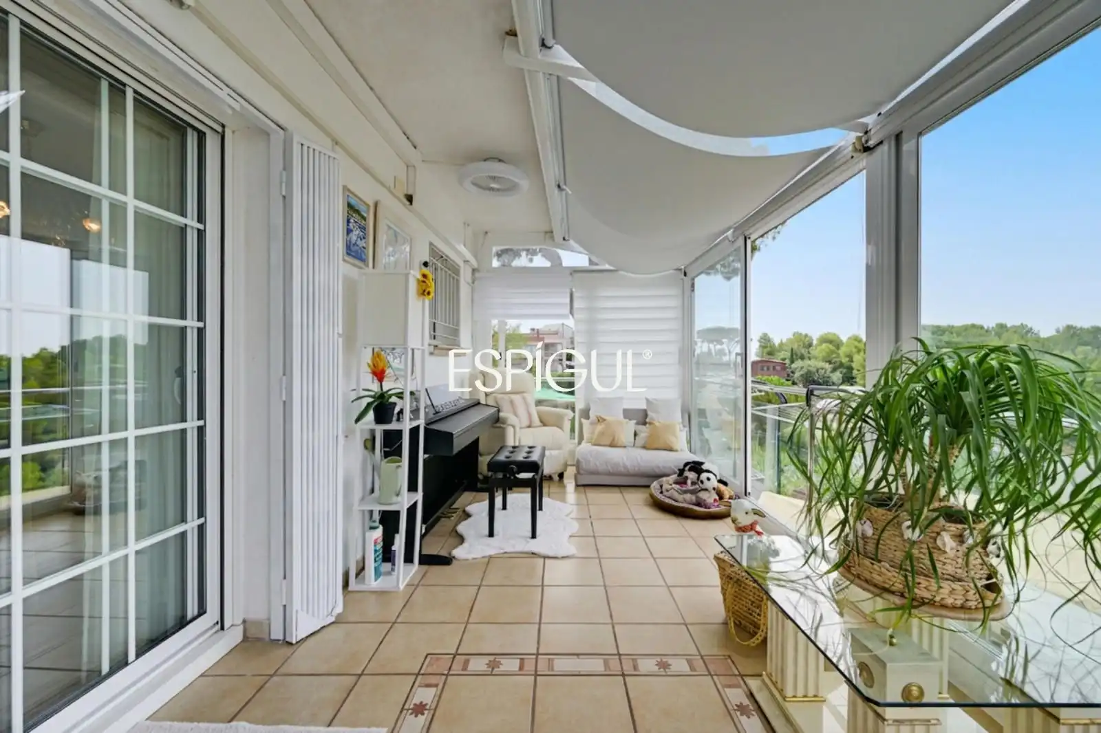 Balcony of Houses for sale in Rubí  with Air Conditioner, Heating and Terrace