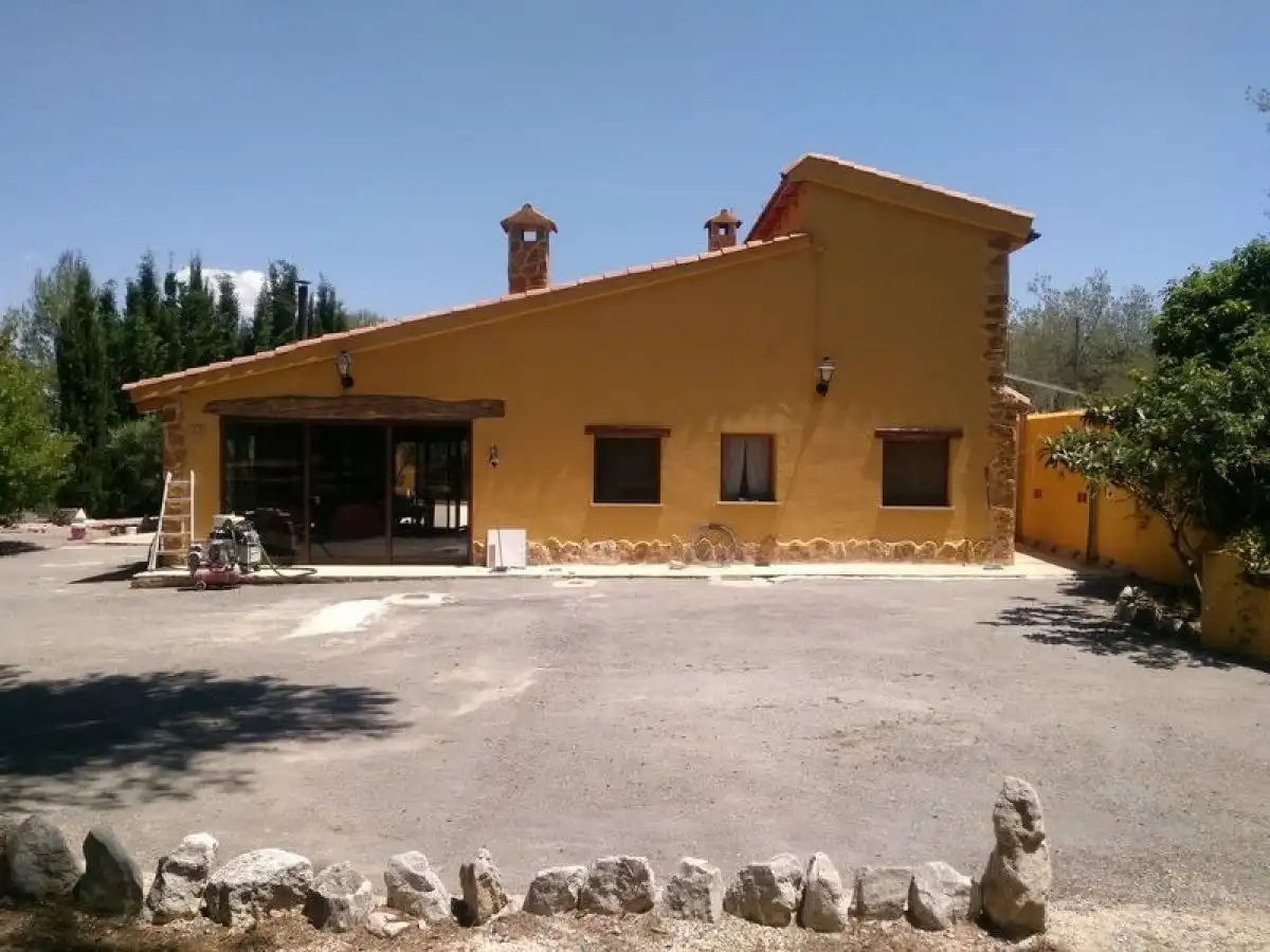 Houses for rent in Castalla  with Heating, Terrace and Swimming Pool