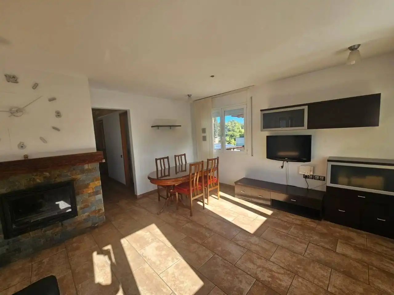 Living room of Houses for sale in Sant Cugat del Vallès  with Air Conditioner, Heating and Private garden