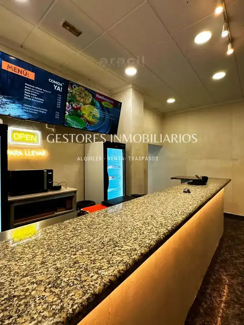 Local en traspaso en Alcoy / Alcoi con Aire acondicionado y Amueblado