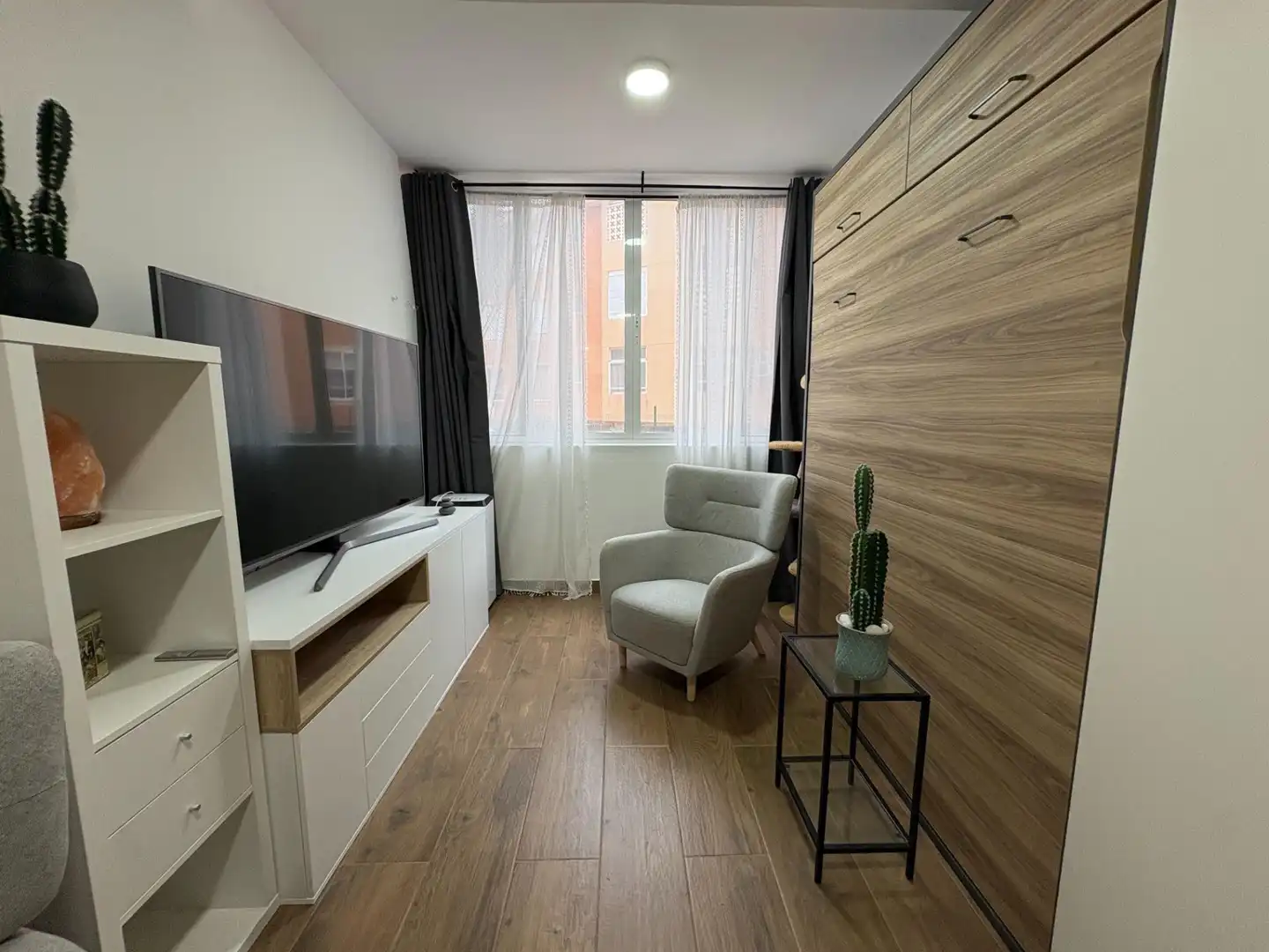 Sala de estar de Estudio en venta en Torrevieja con Jardín privado y Amueblado