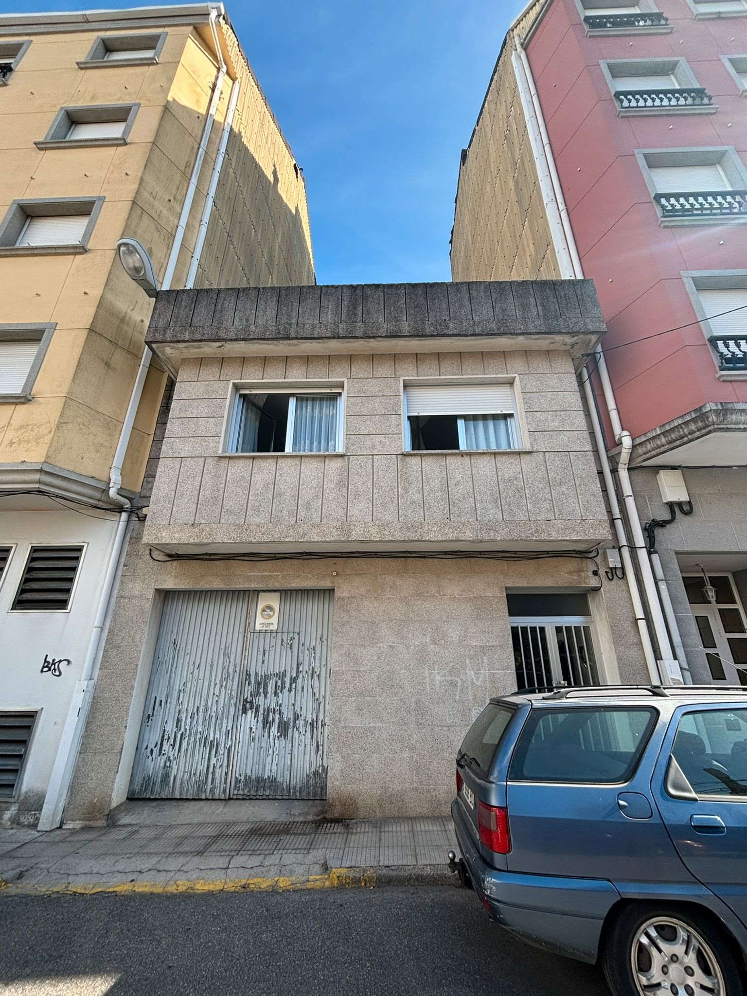 Exterior view of Single-family semi-detached for sale in Vilagarcía de Arousa  with Heating, Furnished and Oven