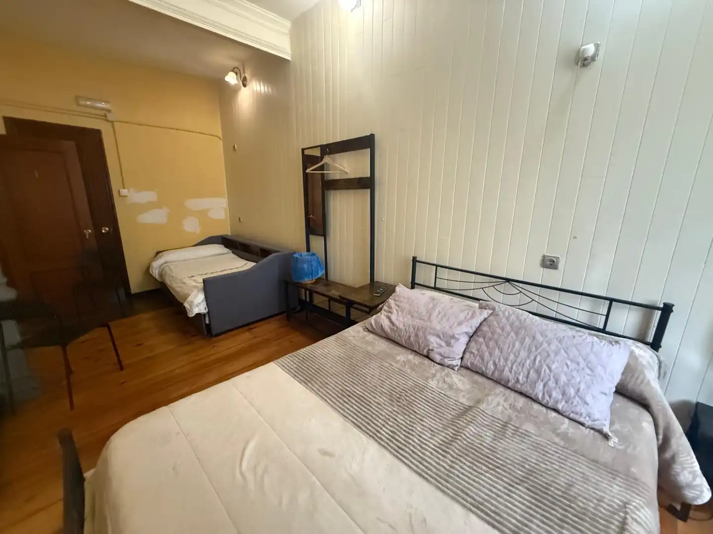 Hotel for sale in Avilés - Calle La Fruta, imagen 7
