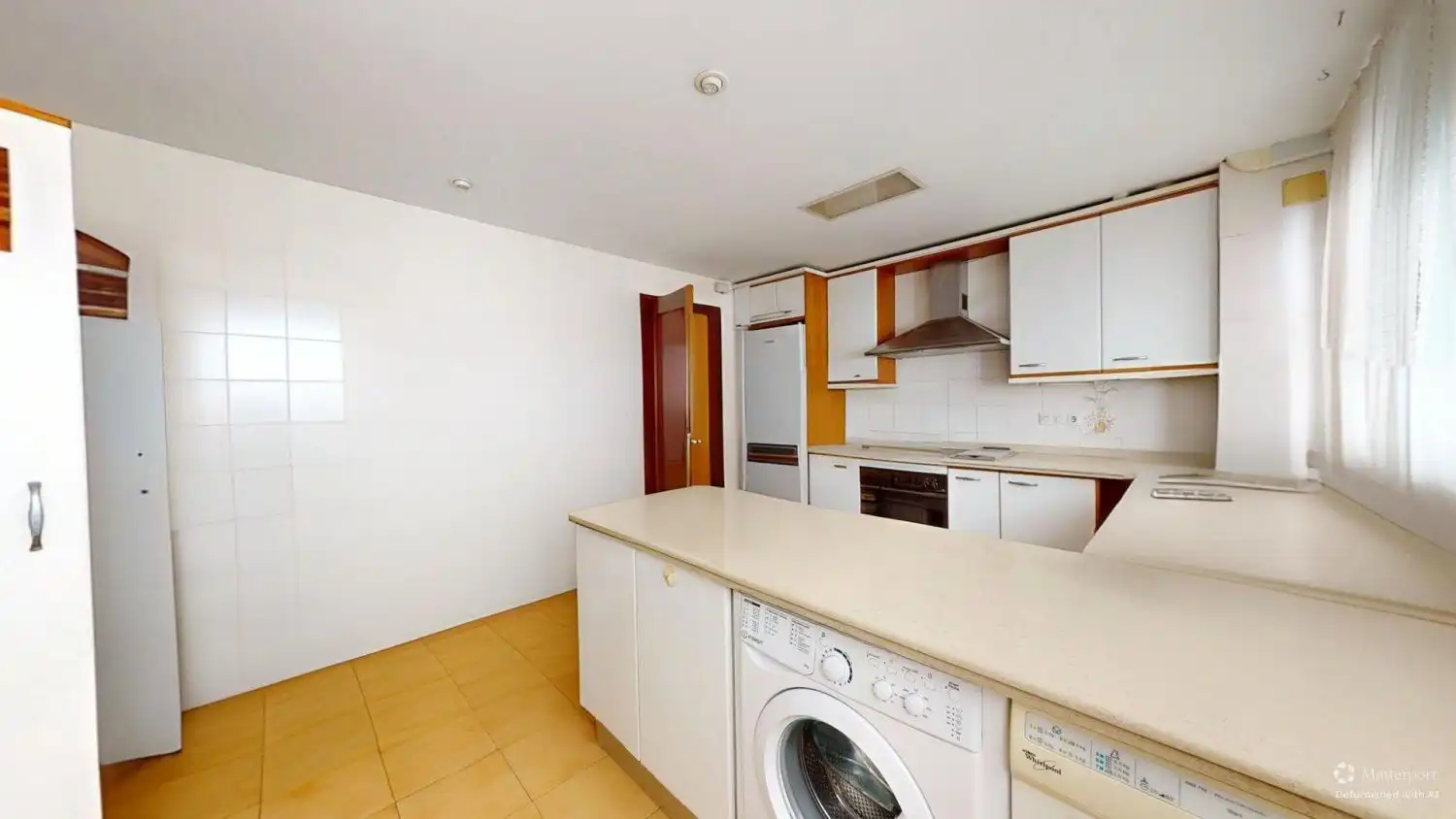 Cuina de Pis en venda en Sevilla amb Terrassa