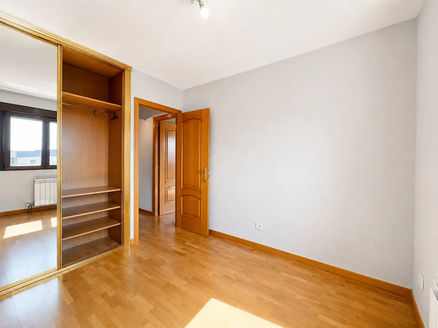 Bedroom of Flat for sale in Coslada  with Air Conditioner and Heating