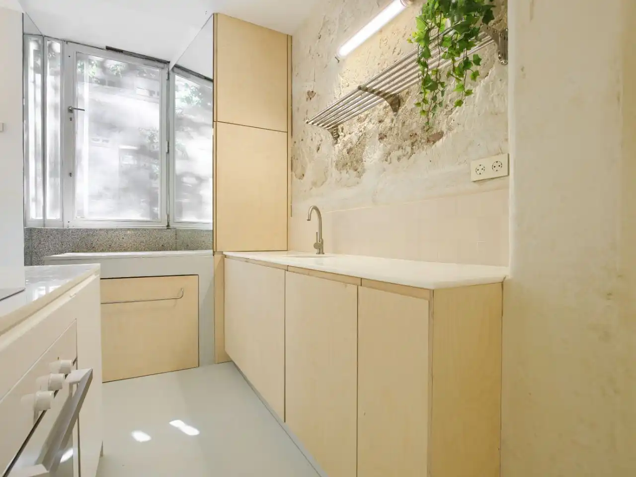 Cuina de Local en venda en Madrid amb Calefacció i Terrassa
