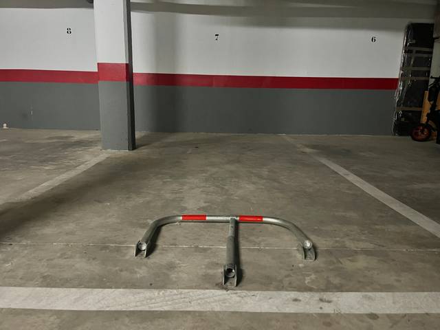 Garaje en Venta en Avenida República de Filipinas en Bahia Luz - La Forestal