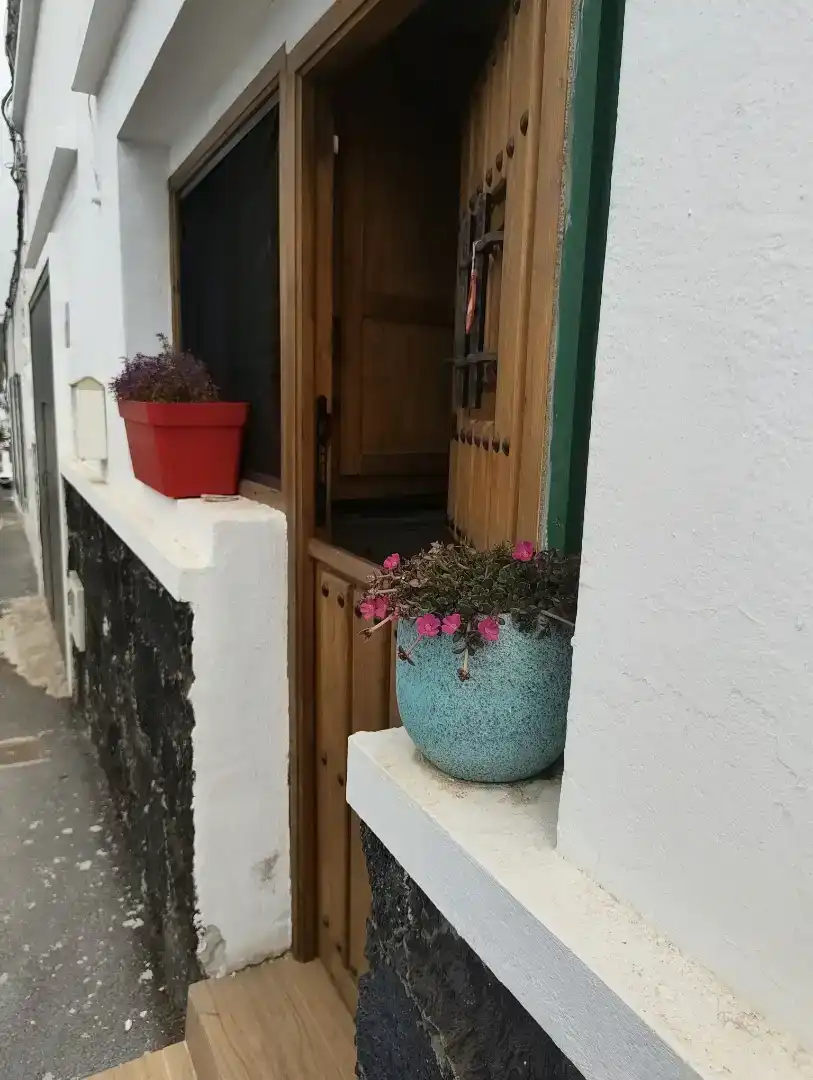 Balcony of Houses for sale in Haría  with Storage room, Furnished and Oven