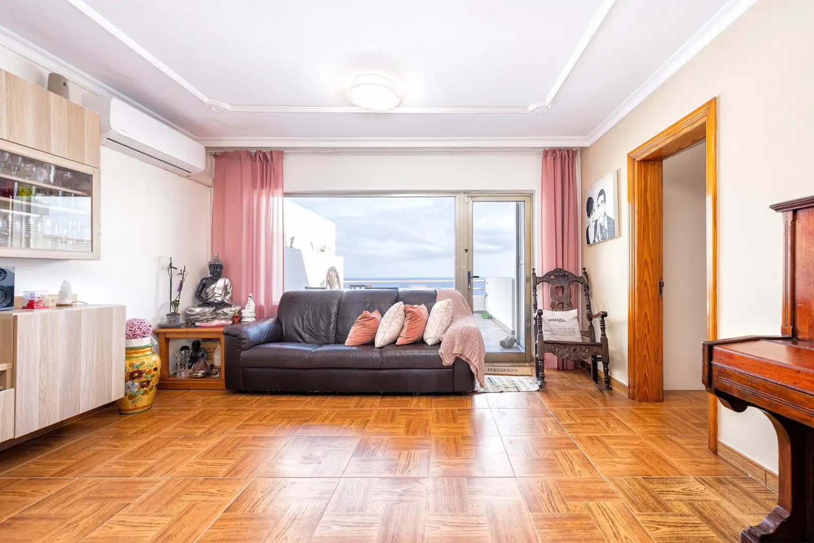 Sala de estar de Casa o chalet en venta en Telde con Aire acondicionado, Terraza y Amueblado