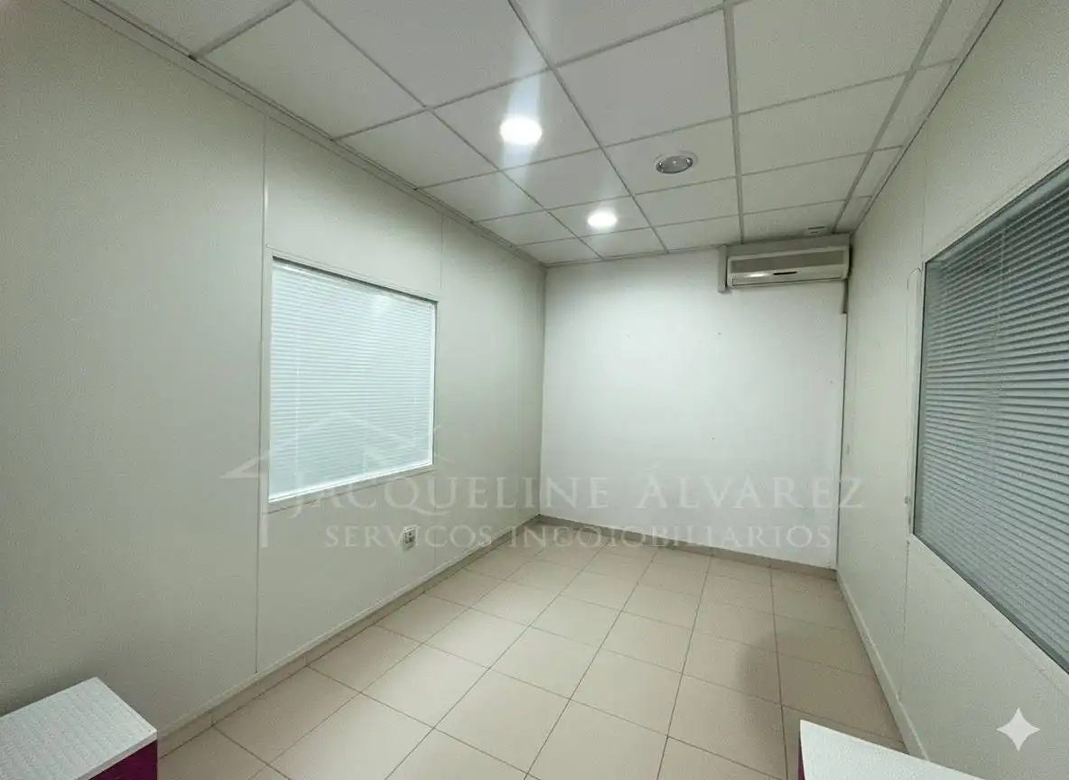 Business premises for sale in Calle Pinto - San Roque, imagen 5