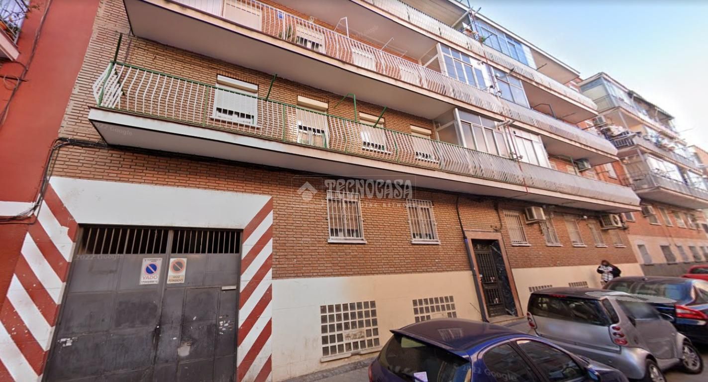 Exterior view of Garage for sale in  Madrid Capital