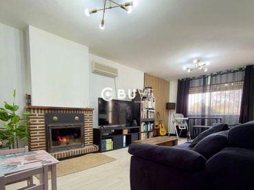 Detached house with pool for sale in N/A