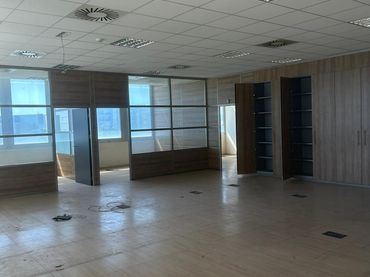 Büro zur Miete in Fuente del Jarro