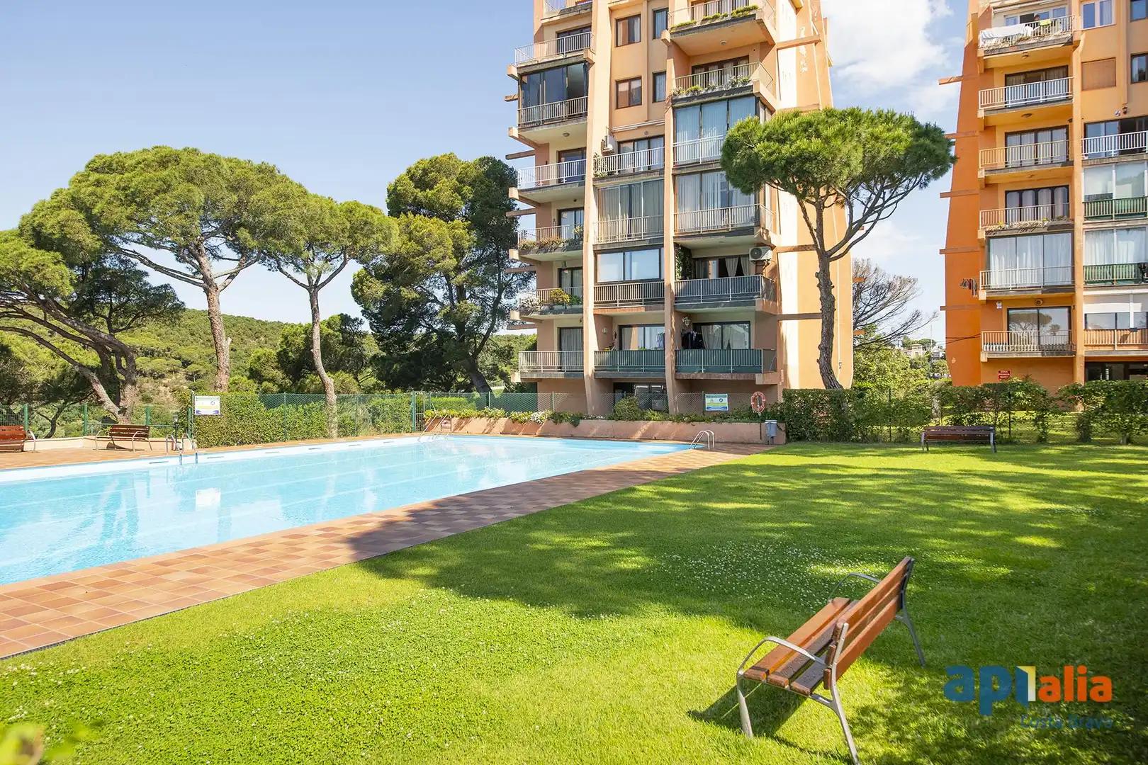 Piscina de Apartament en venda en Castell d'Aro, Platja d'Aro i s'Agaró amb Jardí privat i Piscina