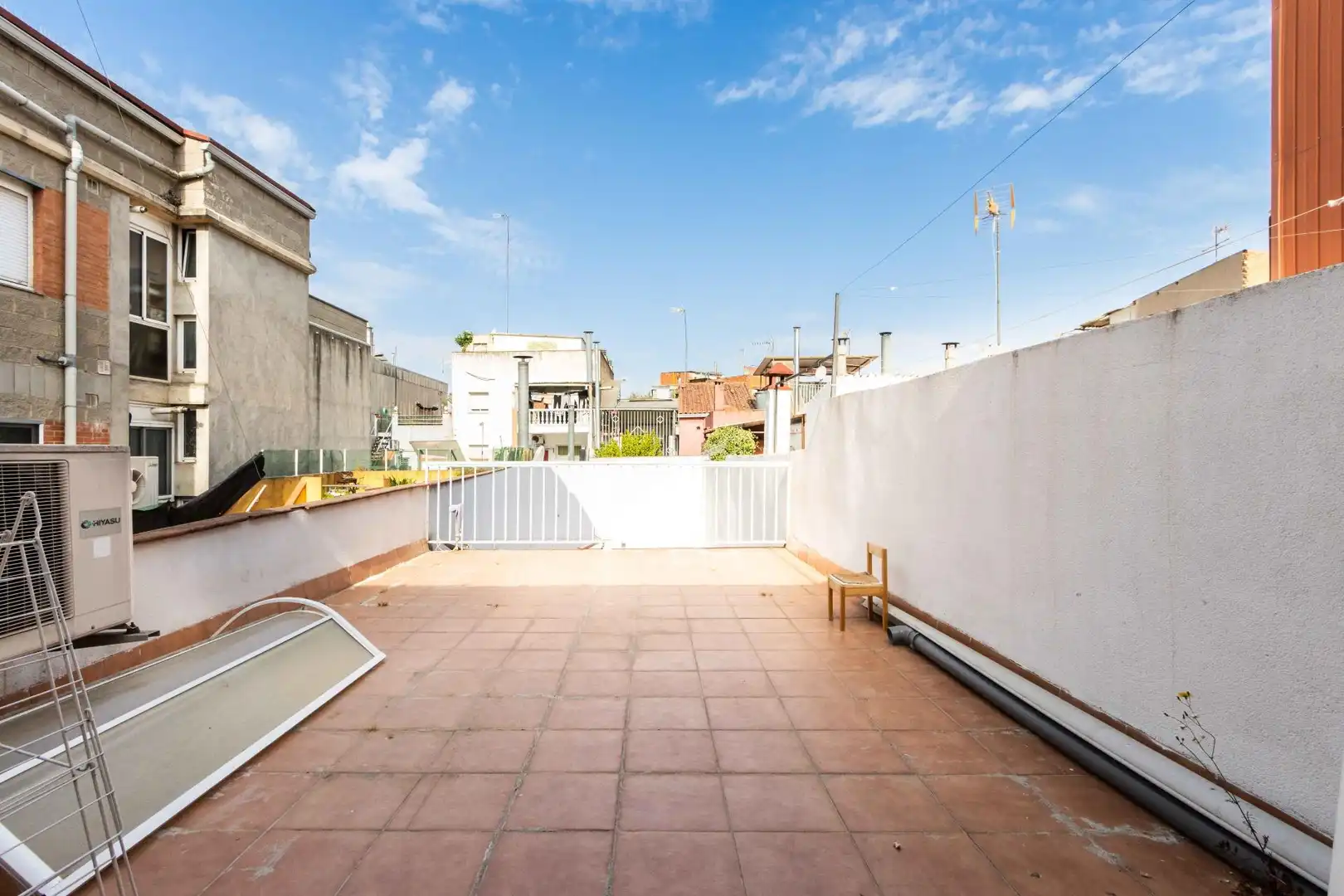 Terrassa de Casa adosada en venda en Sabadell amb Aire condicionat, Calefacció i Jardí privat