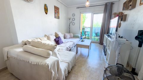 Amplio piso de 2 dormitorios con terraza en el centro de Torrevieja, imatge 3