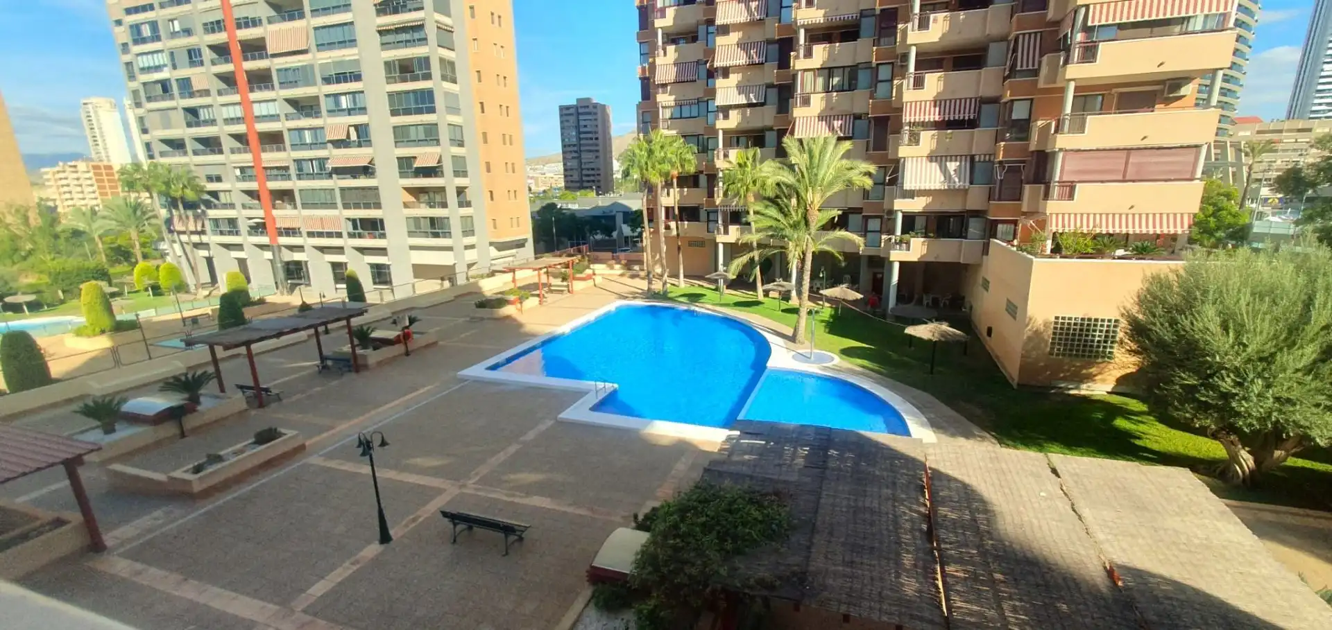 Apartamento con piscina en venta en Playa de Poniente