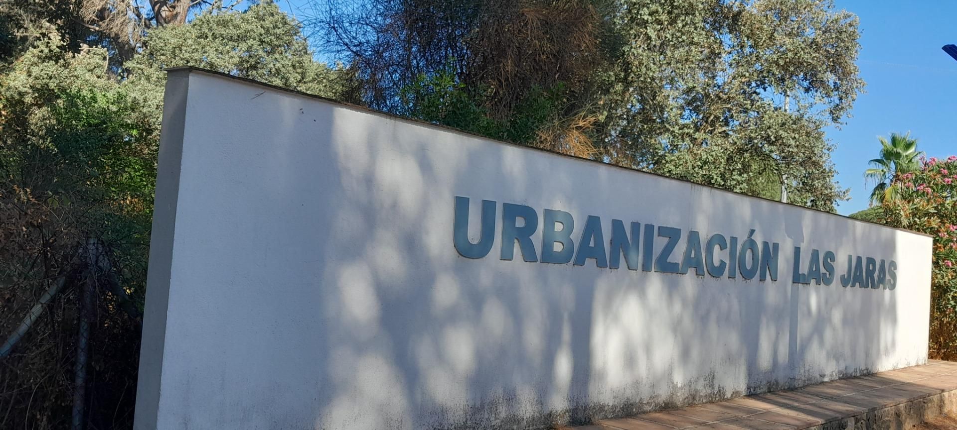 Vista exterior de Casa o xalet en venda en  Córdoba Capital amb Calefacció, Jardí privat i Terrassa