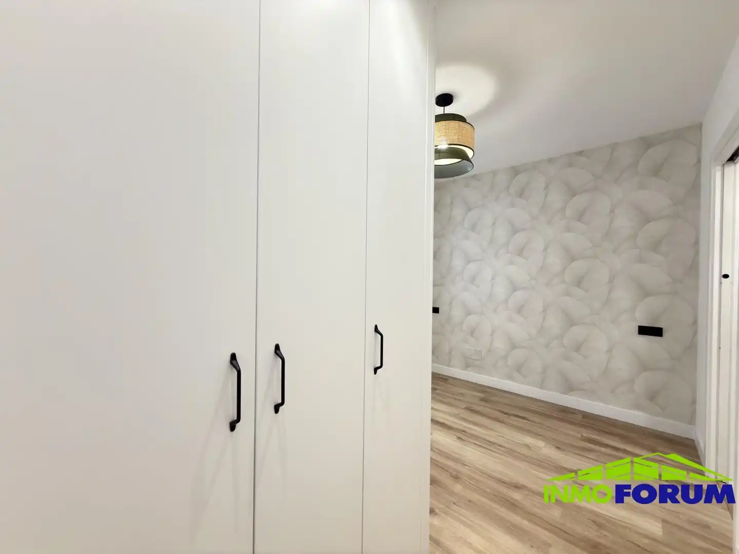Piso en venta en A Coruña Capital  con Calefacción y Trastero
