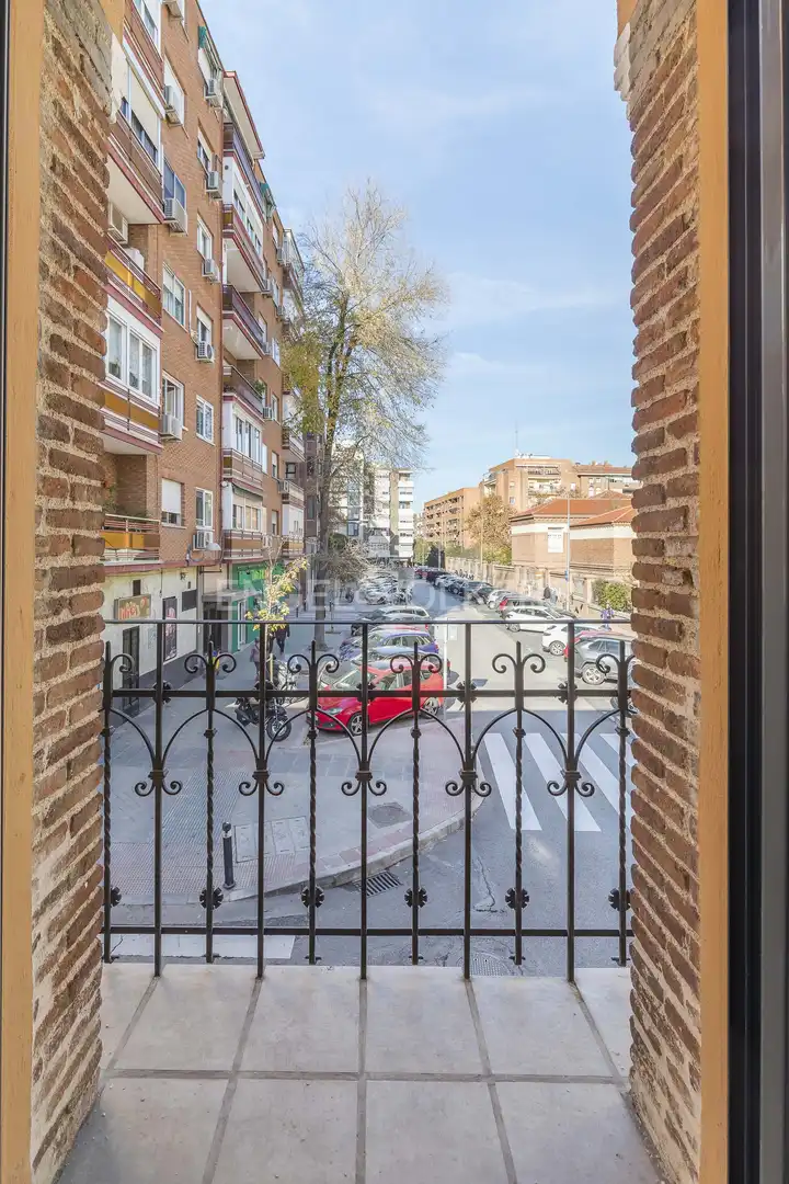 Vista exterior de Apartament de lloguer en Madrid amb Aire condicionat, Calefacció i Moblat