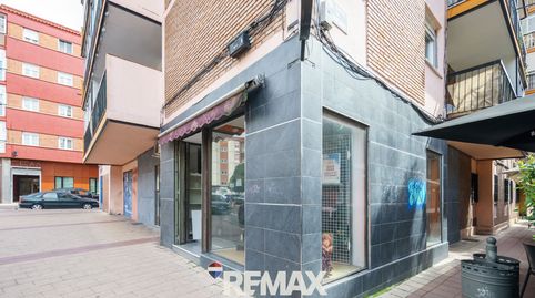 Foto 3 von Erdgeschoss zum Verkauf in Calle Artesanía, 2, Circular, Valladolid Capital