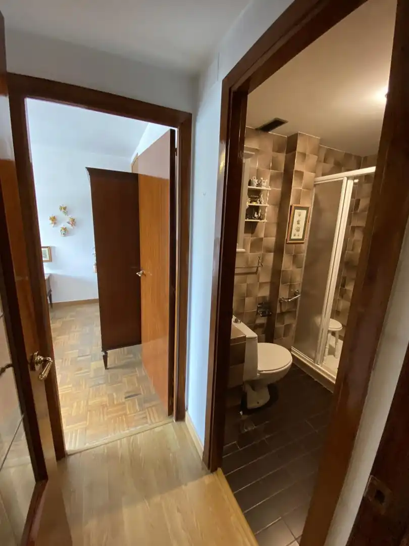 Baño de Piso en venta en A Coruña Capital  con Calefacción y Trastero