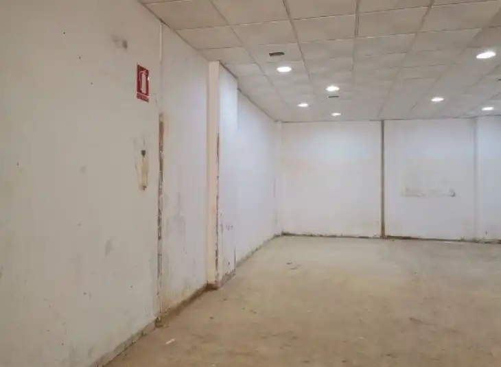 Locale commerciale in vendita a Calle del Doctor José Peris 4, imagen 6