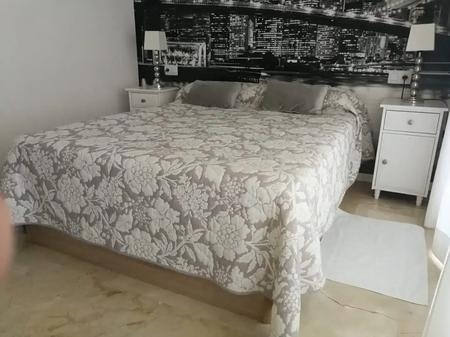 Bedroom of Flat for rent in San Pedro de Alcántara