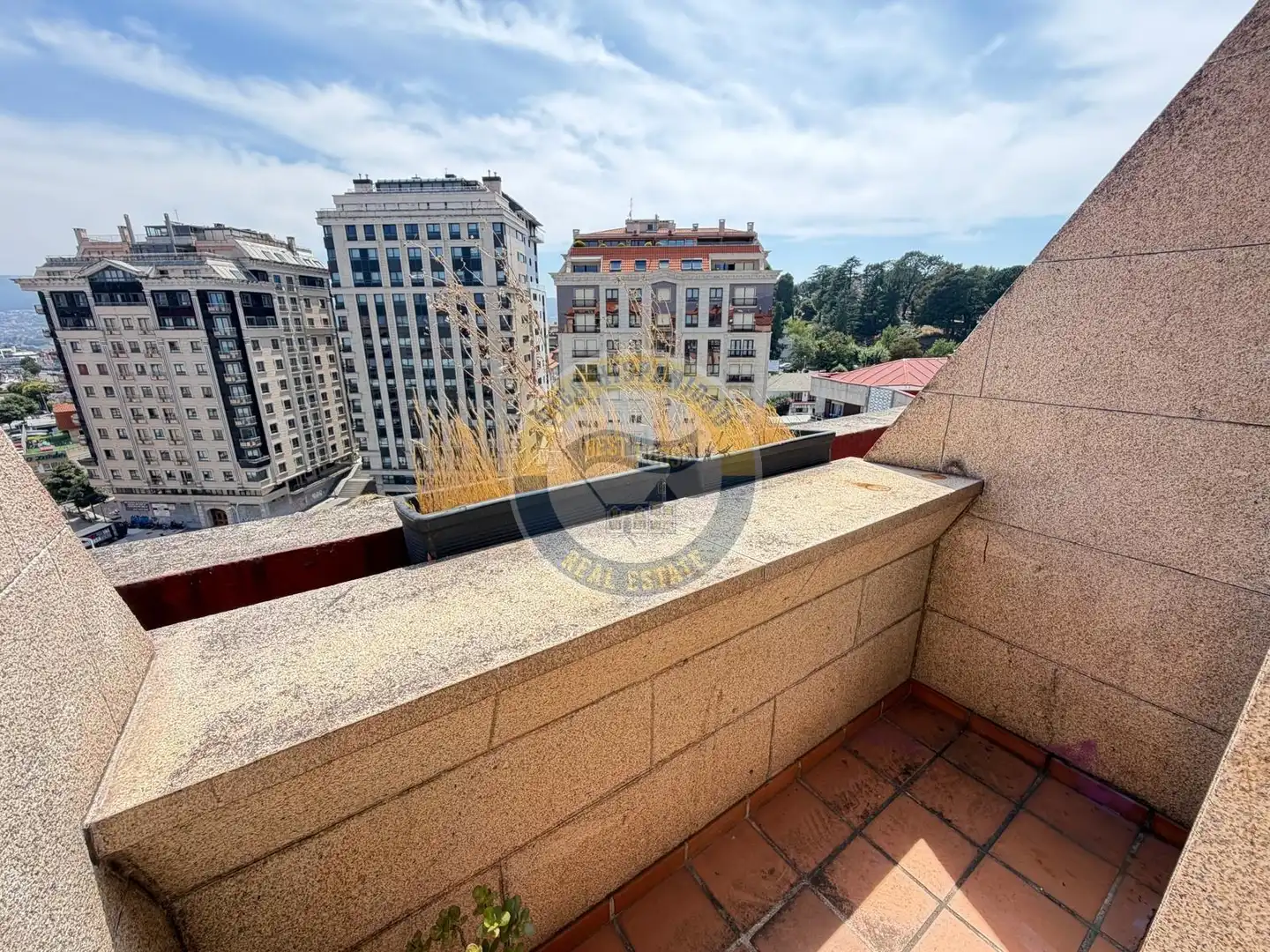 Terrasse von Dachboden zur Miete in Vigo  mit Heizung, Parkett und Terrasse