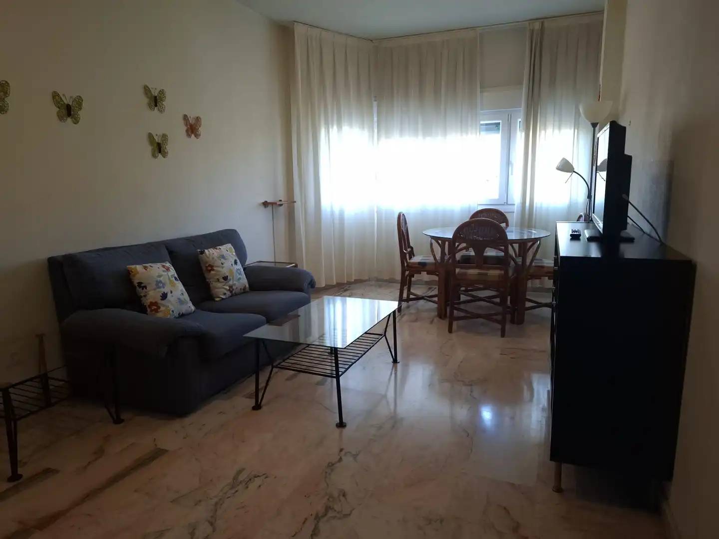 Wohnungen zur Miete in Avenida Alcalde Luis Uruñuela, Urbadiez - Entrepuentes