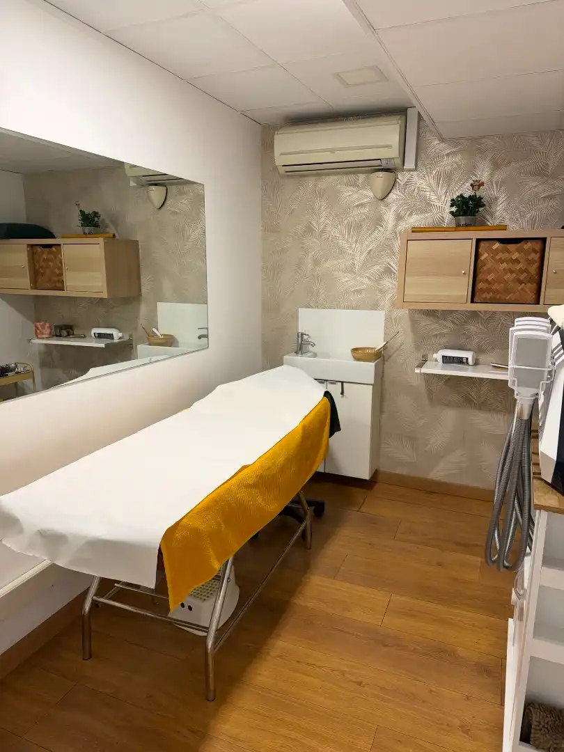 Habitación de Local en traspaso en Barcelona con Aire acondicionado, Parquet y Amueblado