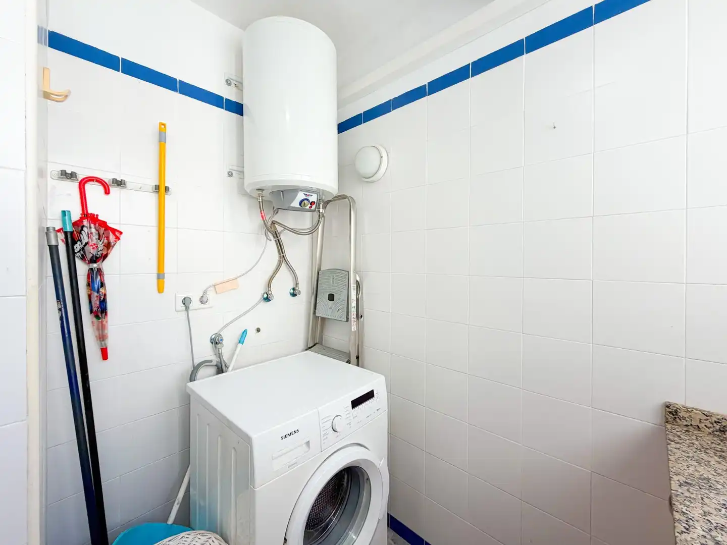 Badezimmer von Wohnung zum Verkauf in Vila-seca mit Parkett