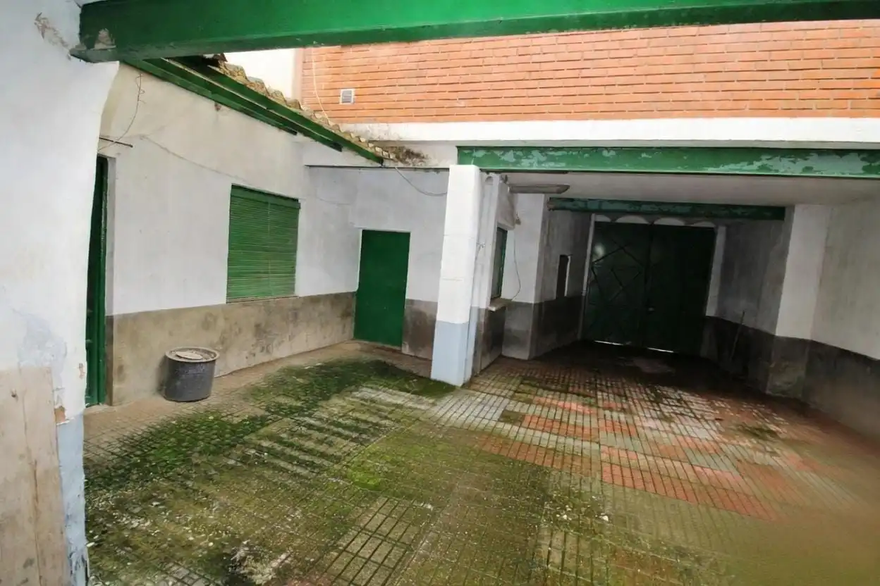 Adossat en venda a Herrera