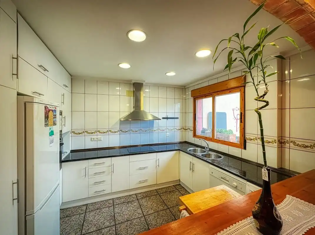 Cocina de Casa o chalet en venta en La Vall de Laguar con Aire acondicionado, Calefacción y Jardín privado