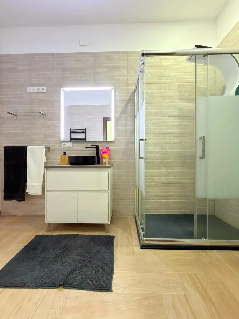Flat with terrace for sale in Calle de San Vicente, imagen 24